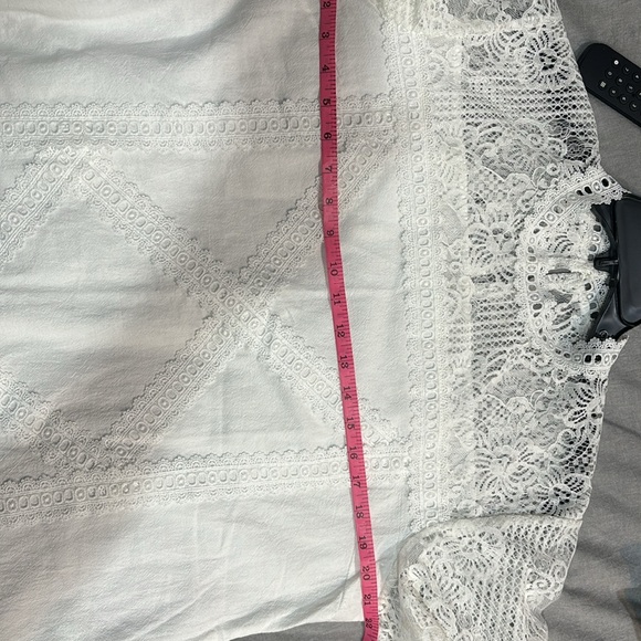 New without tags white lace top size large. - Picture 4 of 5